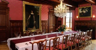 salle-manger-chateau-bois-giraud-philbert-mauges-angers-nantes-anjou-osezmauges