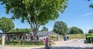 Camping-la-Promenade-Loire-à-vélo-Anjou-Montjean-sur-Loire