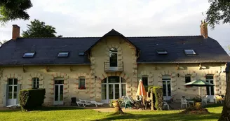 loire-valley-cottages-chateau-vary-573341