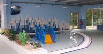 enfants-pataugeoire-toboggan-piscine-beaupreau-mauges-anjou-cholet