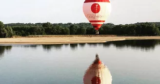 Montgolfière rasant la Loire