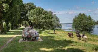 office-tourisme-ôsezMauges-montjean-sur-loire-anjou-loire-à-vélo