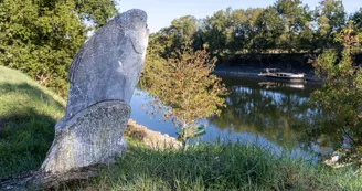 loire-velo-sculpture-saumon-donnot-┬®D.Drouet- (1)