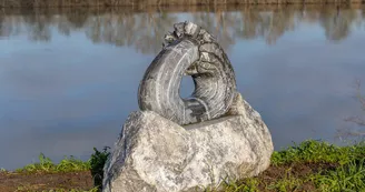 loire-velo-sculptures-mauges-cycle eau-tetu-┬®D.Drouet (1)