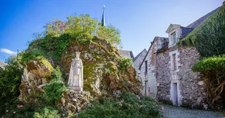 Notre-Dame-de-Béhuard petite île sur la Loire_2