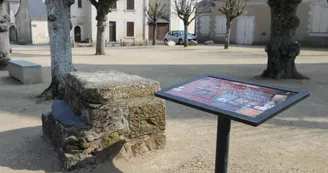 Eglise Saint-Marcel - Vue de la place_2