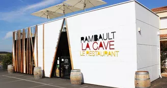 rambault-cave-restaurant-saint-pierre-montlimart