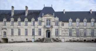 Abbaye Royale - Tours de l'Abbatiale