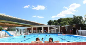 Piscine Saint-Hilaire-de-Villefranche