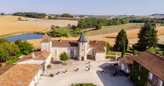 Aire de services camping-cars du Maine Giraud