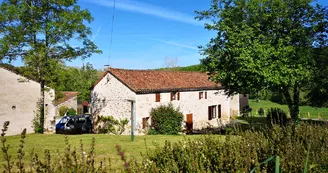 Le Chambon - Gîte de groupe Fontaine Saint-Pierre