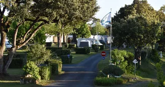 Camping ACCCF Domaine de Bernezac