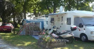 Camping À La Plage