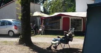 Camping À La Plage