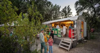 Camping Huttopia - Oléron Les Pins