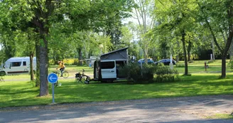 Camping Municipal Saintes Grandes Rives