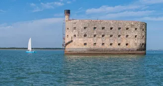 Croisières Fée des Îles by Compagnie Interîles : Fouras - Tour de Fort Boyard