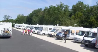 Aire de Stationnement (Fosse aux Mâts)