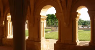 Abbaye de Trizay