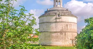 Pigeonnier de Montierneuf