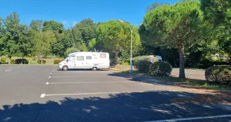 Aire Camping-Car Park de La Garenne