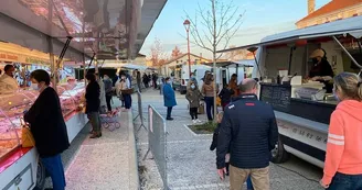 Le marché de Pays de Saint-Genis d'Hiersac