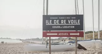 Location de catamaran / planche à voile / funboard / kayak par Île de Ré Voile à La Couarde