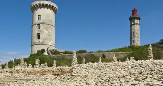 Phare des Baleines - Le Musée et la Vieille Tour