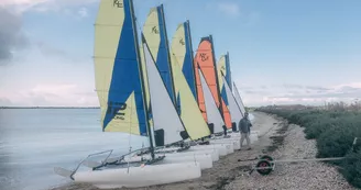 Cours de catamaran enfant par Ile de Ré Voile à Loix