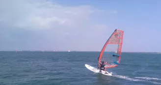 Stage et cours particulier en optimist, planche à voile, dériveur, catamaran, par le CNAR