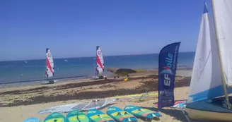 Stage et cours particulier en optimist, planche à voile, dériveur, catamaran, par le CNAR