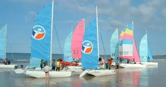 Stage de catamarans et planches à voile par La Cabane Verte