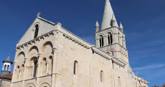 Eglise Saint-Cybard de Roullet St-Estèphe