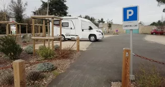 Aire de stationnement camping-cars - La Flotte