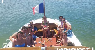 Tour de la baie sur un bateau traditionnel à moteur - Kapalouest