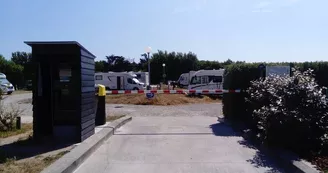 Aire de stationnement camping-cars de Saint-Clément-des-Baleines - FERMÉE POUR TRAVAUX