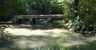 Clion sur Seugne, Village de pierres & d'eau