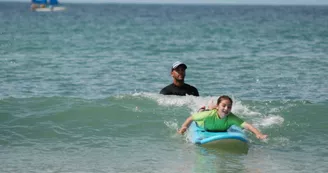 Cours et stage de Surf par Cactus Surf Club