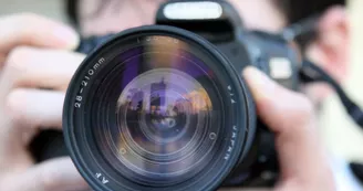 Exposition de photographies autour de la couleur "Jaune"