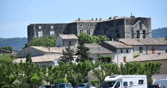 Aire de service/accueil camping-car communale