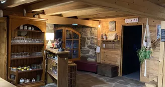 Gîte  d'étape et de séjour La Ferme de Médille