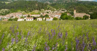 Jaujac : village de caractère