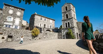 Saint-Laurent-sous-Coiron : Village de caractère