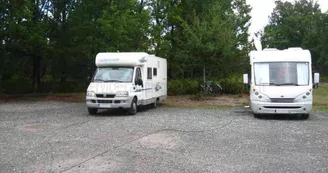 camping-cars-parentis-en-born