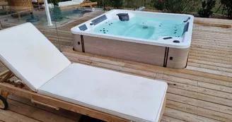 14-JACUZZI-SPA Chalet SEVEN