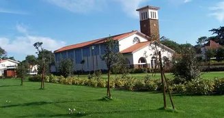 Eglise Ste Bernadette1