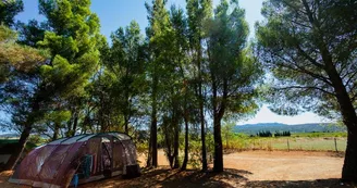 Camping La Peiriere