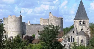 Forteresse médiévale et village de Yèvre-le-Châtel