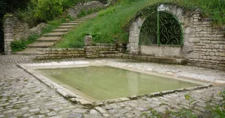 Lavoir de la fontaine des morts