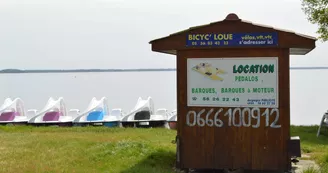 Moutchic Loisirs - Location de pédalos - Plage du Moutchic lac de Lacanau